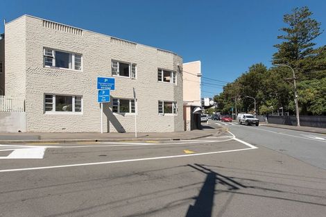 Photo of property in 2/121 Hill Street, Thorndon, Wellington, 6011