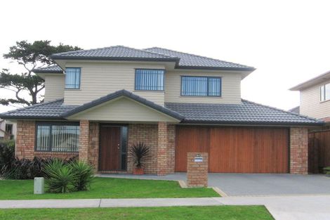 Photo of property in 20 Cyril French Drive, Flat Bush, Auckland, 2016