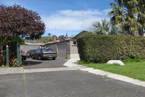 Photo of property in 1 Mountain Road, Mangere Bridge, Auckland, 2022