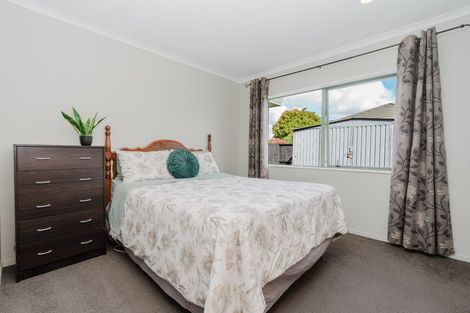 Photo of property in 5 Maahutaupeke Place, St Andrews, Hamilton, 3200