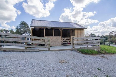 Photo of property in 65c Manuka Grove, Helensville, 0875