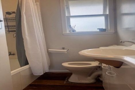 Photo of property in 2/904 Victoria Street, Parkvale, Hastings, 4122