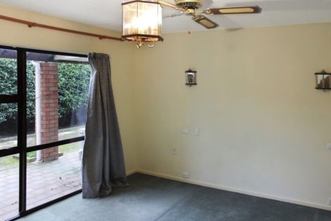 Photo of property in 29 Glenburn Place, Avonhead, Christchurch, 8042