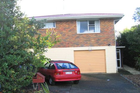 Photo of property in 122 Whangaparaoa Road, Red Beach, 0932