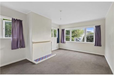 Photo of property in 5 Tara Street, Riccarton, Christchurch, 8041