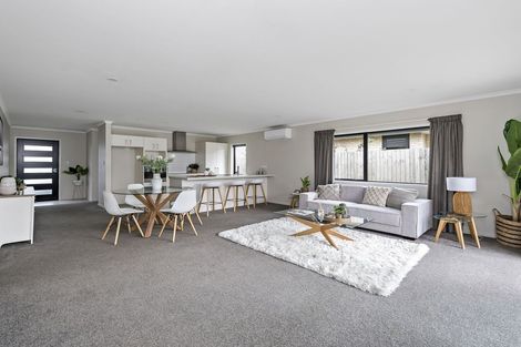 Photo of property in 21 Flint Road, Rolleston, 7614