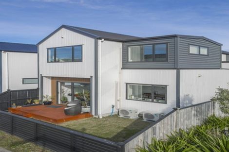 Photo of property in 41 John Gray Street, Papakura, 2110
