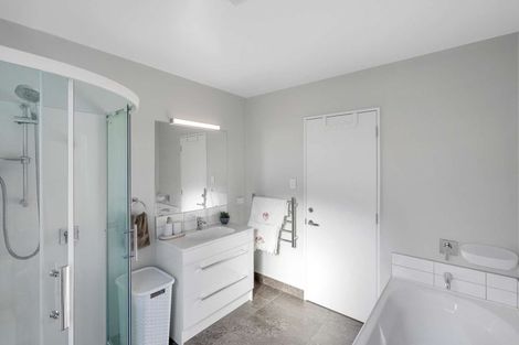 Photo of property in 42 Menin Gate Crescent, Broomfield, Christchurch, 8042