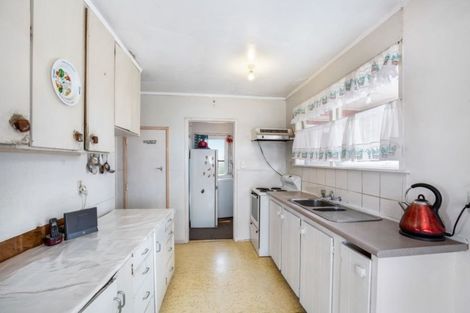 Photo of property in 27 Sunvue Road, Glen Eden, Auckland, 0602