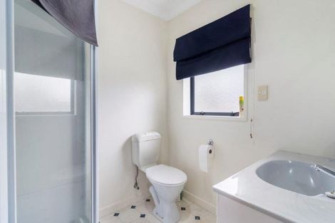 Photo of property in 401b Great South Road, Opaheke, Papakura, 2113