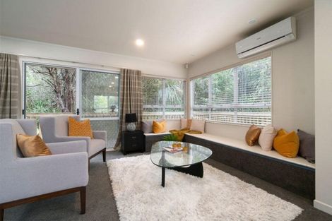 Photo of property in 60 Taipari Road, Te Atatu Peninsula, Auckland, 0610