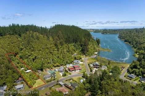 Photo of property in 19 Tombleson Road, Lake Rotoma, Rotorua, 3074
