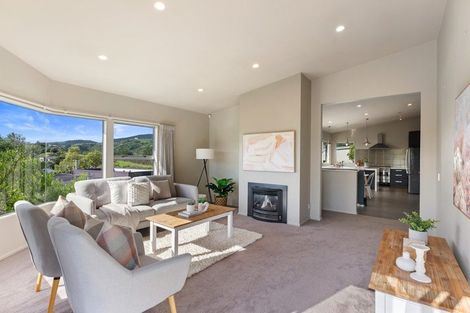 Photo of property in 14 Charlotte Way, Raumati South, Paraparaumu, 5032