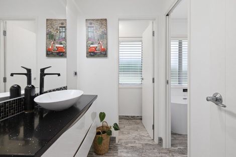 Photo of property in 1539 Waiuku Road, Waiuku, 2681