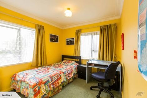 Photo of property in 95 Clovelly Road, Bucklands Beach, Auckland, 2012