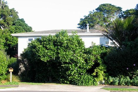 Photo of property in 21 Leybourne Avenue, Waikanae, 5036