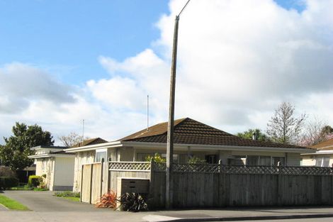 Photo of property in 1/113 Te Mata Road, Havelock North, 4130