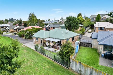 Photo of property in 25 Pointon Glade, Grandview Heights, Hamilton, 3200