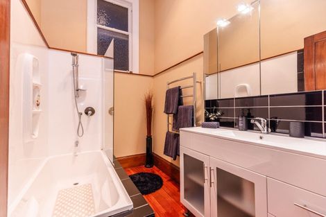 Photo of property in 12a Cranston Street, Torbay, Auckland, 0632