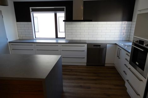 Photo of property in 79 Mandeville Street, Riccarton, Christchurch, 8011