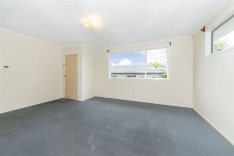 Photo of property in 1/15 Seabar Place, Glen Eden, Auckland, 0602