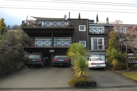 Photo of property in 37 Hallenstein Street, Queenstown, 9300