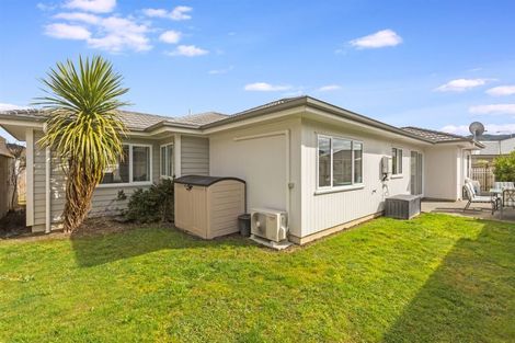 Photo of property in 31 Henrietta Maxwell Grove, Wainuiomata, Lower Hutt, 5014