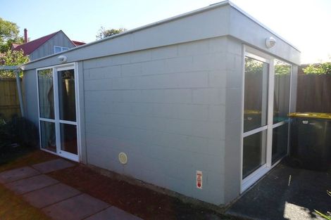 Photo of property in 13 Clyde Road, Upper Riccarton, Christchurch, 8041