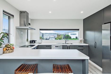 Photo of property in 10 Longcot Drive, Rolleston, 7615