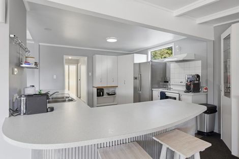 Photo of property in 49 Ngakoti Street, Urenui, 4375