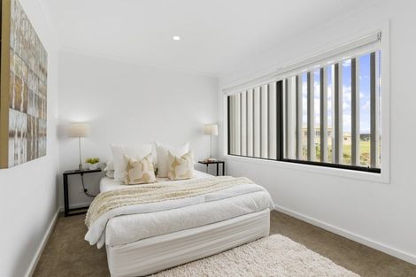 Photo of property in 9 Hudson Bay Road, Hobsonville, Auckland, 0616