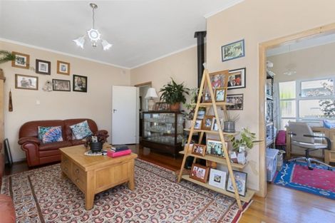 Photo of property in 76 Hautana Street, Woburn, Lower Hutt, 5010