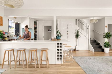Photo of property in 563 Maunganui Road, Mount Maunganui, 3116