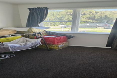 Photo of property in 87 Bell Street, Tawa, Wellington, 5028
