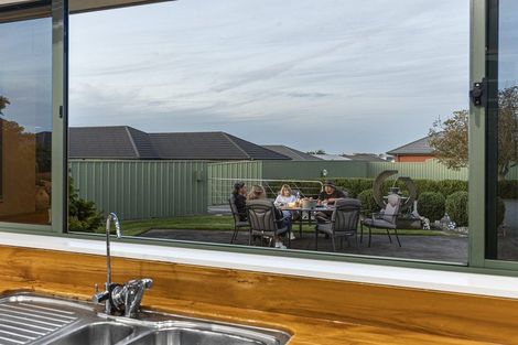 Photo of property in 11 Desmond Place, Bell Block, New Plymouth, 4312