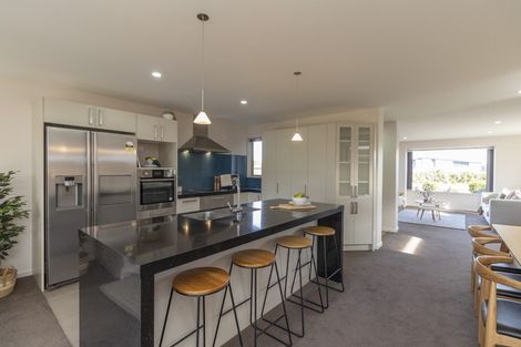 Photo of property in 73 Rannoch Drive, Broomfield, Christchurch, 8042