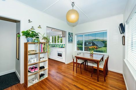 Photo of property in 10 Cornwall Road, Lyttelton, 8082