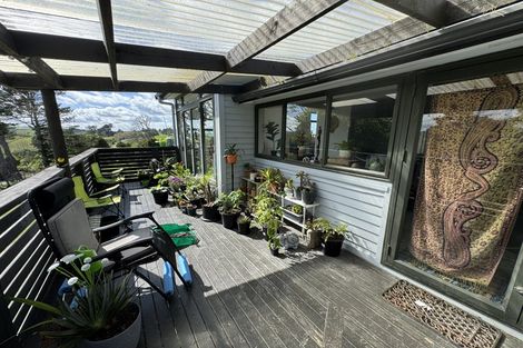 Photo of property in 47 The Pines Road, Paparoa, 0571