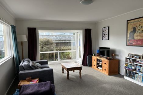 Photo of property in 2/2 Scarborough Terrace, Mount Victoria, Wellington, 6011