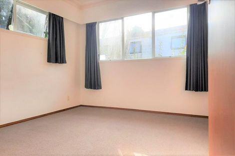 Photo of property in 51 Sunset Road, Totara Vale, Auckland, 0632