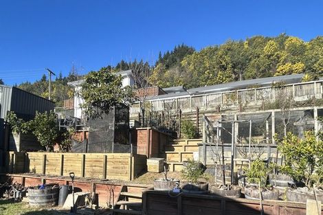 Photo of property in 73a Milton Terrace, Picton, 7220