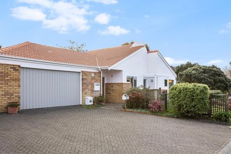 Photo of property in 1 Lakeside Villas, Whitby, Porirua, 5024