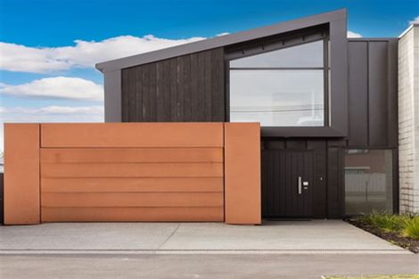 Photo of property in 1/151 Edgeware Road, Edgeware, Christchurch, 8013