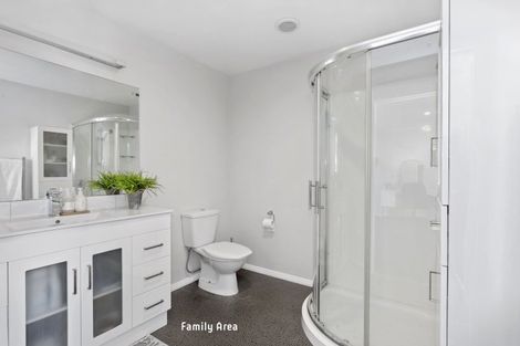 Photo of property in 21 Elizabeth Street, Moera, Lower Hutt, 5010