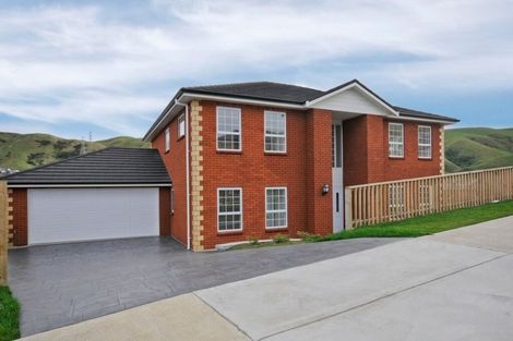 Photo of property in 42 Mauldeth Terrace, Churton Park, Wellington, 6037