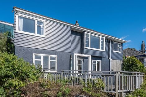 Photo of property in 90 Nicholson Road, Khandallah, Wellington, 6035