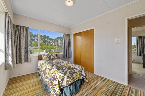 Photo of property in 155 Cross Road, Lepperton, New Plymouth, 4373