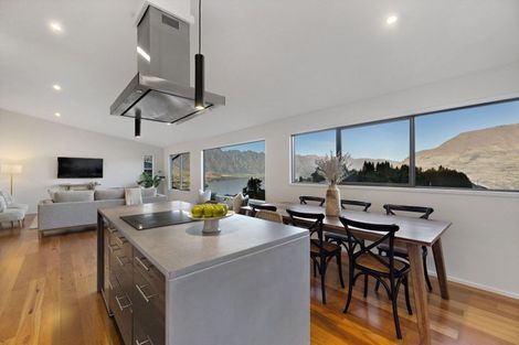 Photo of property in 40 Lochy Road, Fernhill, Queenstown, 9300