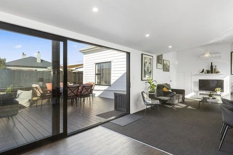 Photo of property in 15 Plunket Street, Saint Kilda, Dunedin, 9012