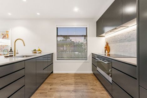 Photo of property in 69b Pitau Road, Mount Maunganui, 3116